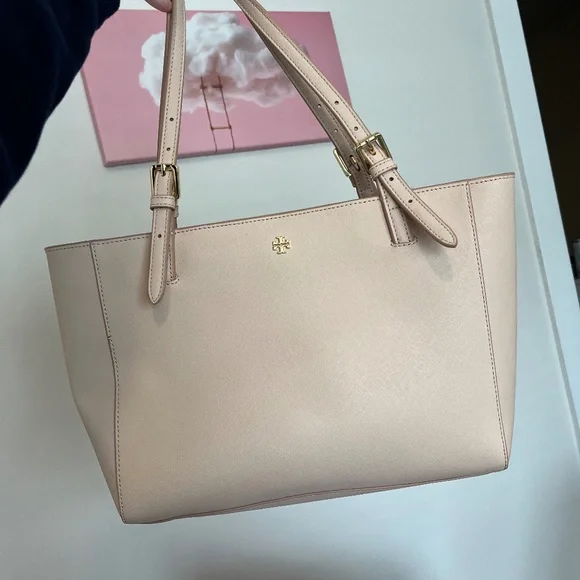 Tory Burch Saffiano Leather Tote/ Light Oak/Excellent Condition - Picture 2 of 16